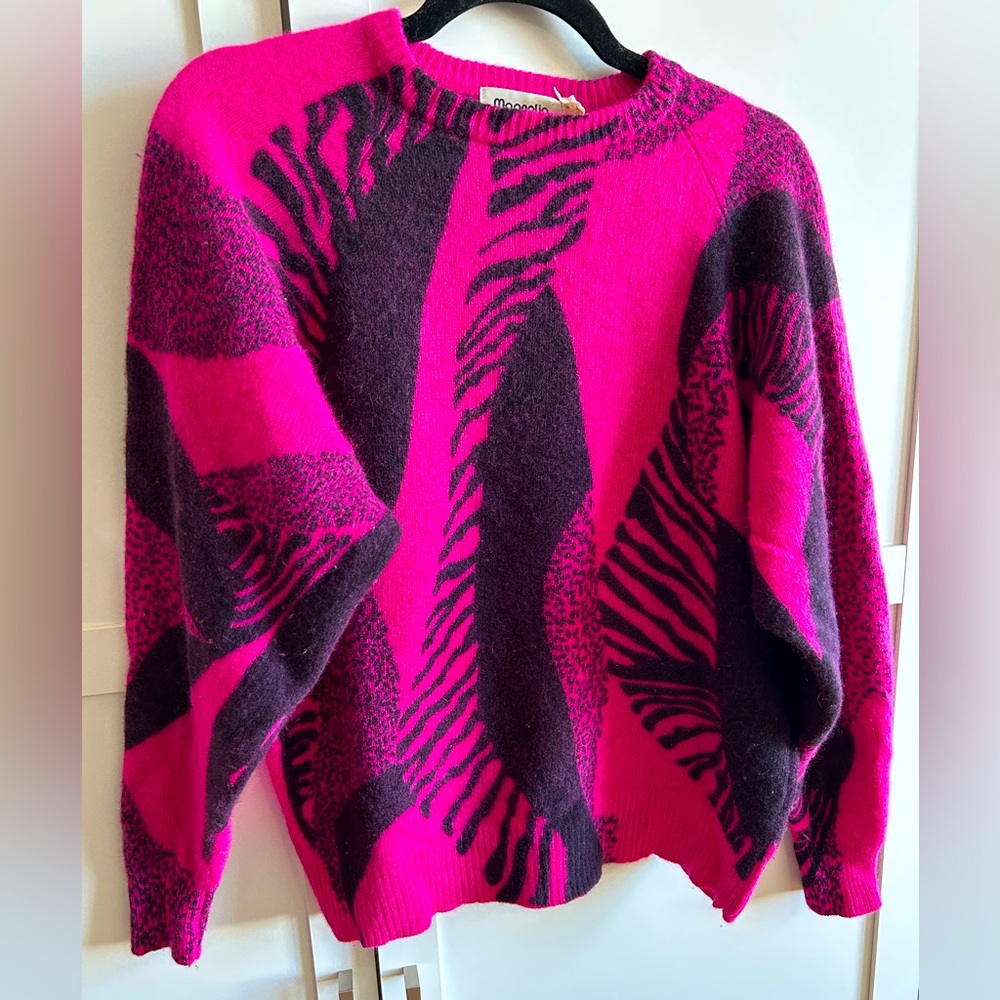 Vintage Magnolia Fushia/Black Lambwool and Agora Sweater| Large fits Medium
